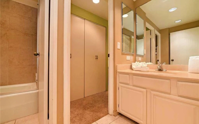 Hale Mahina #B304 - 1 Br Condo