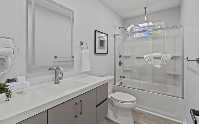 Charlotte Retreat Luxury 4BR Heaven
