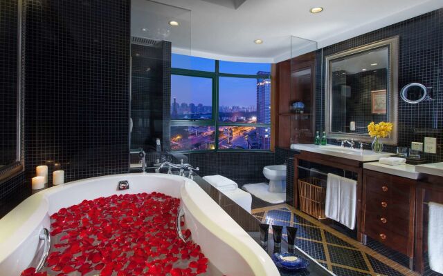 Hotel Indigo Shenzhen Overseas Chinese Town by IHG