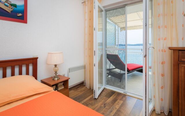 Gem of the Sea Alenka