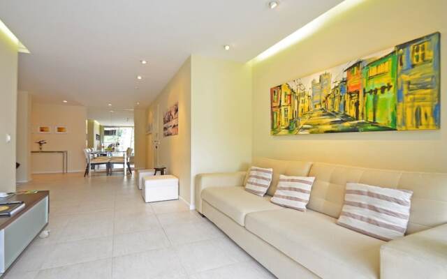 MZ Apartments Leme I