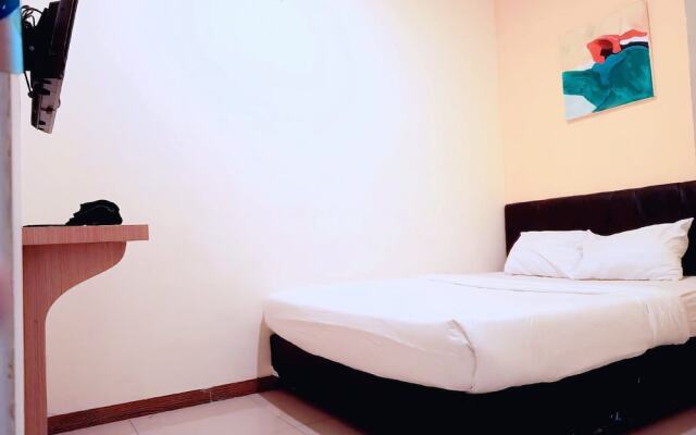 Flagship 3688 Pot Art