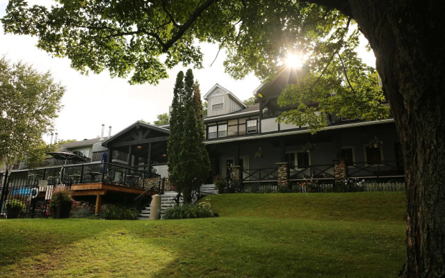 Sir Sam´S Inn - Northwoods Ii Suite