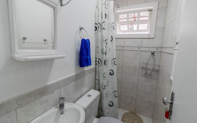 GB21 Ótima Casa 4 Suítes em Guarajuba