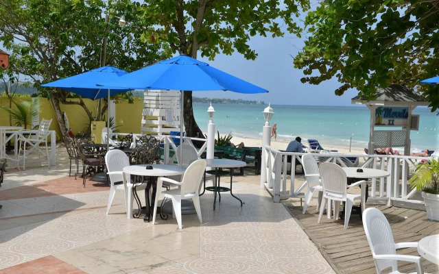 Merrils Beach Resort II