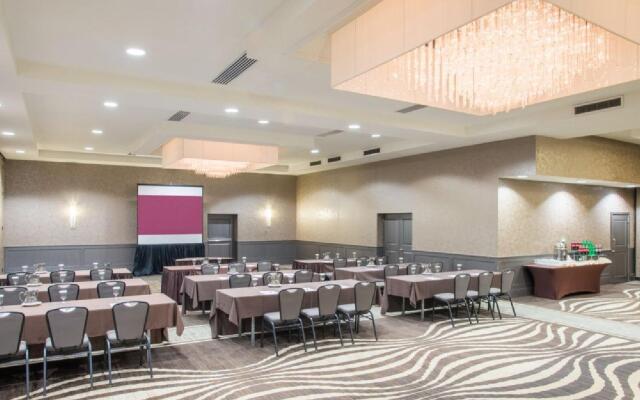 Crowne Plaza Suffern - Mahwah, an IHG Hotel