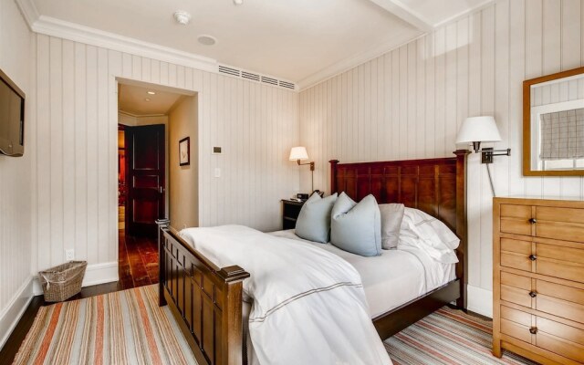 1-#36 One Willow Bridge 3BD
