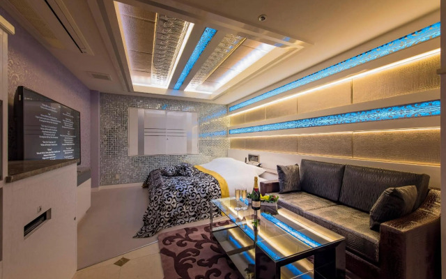 HOTEL W-AVANZA-W GROUP HOTELS and RESORTS-