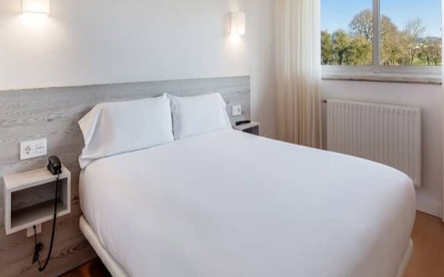 B&B Hotel Oviedo