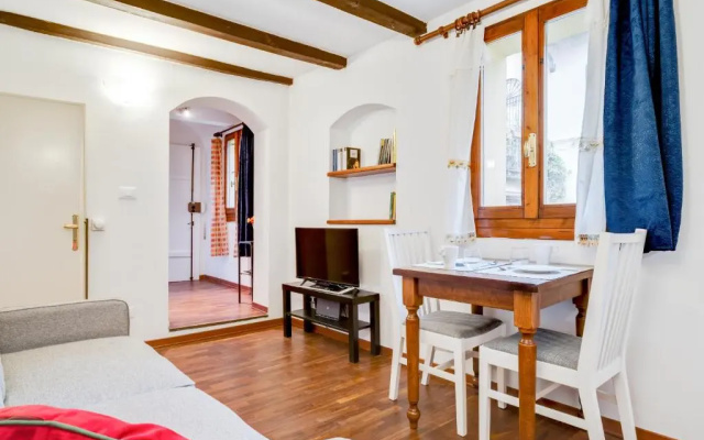 Tra le Due Torri e Piazza Santo Stefano Apartment