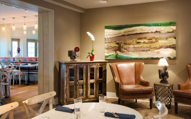 Blue Moon Hotel, Autograph Collection