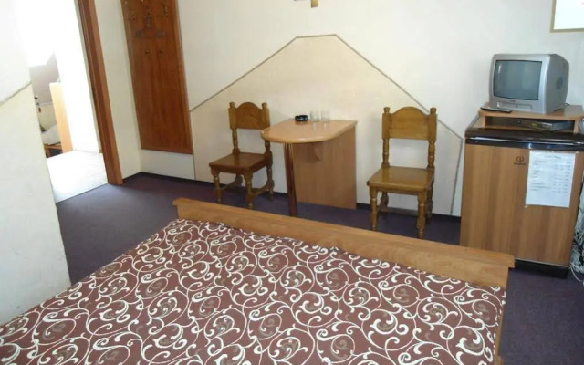 Hostel Vatra