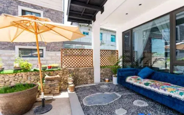 Anji Qingxing Courtyard Homestay