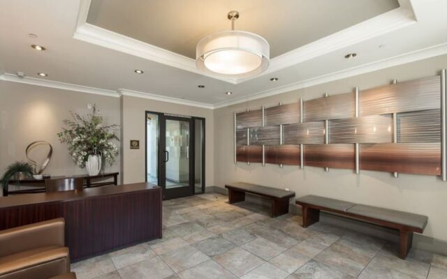 Lavish Suites At Bel Air