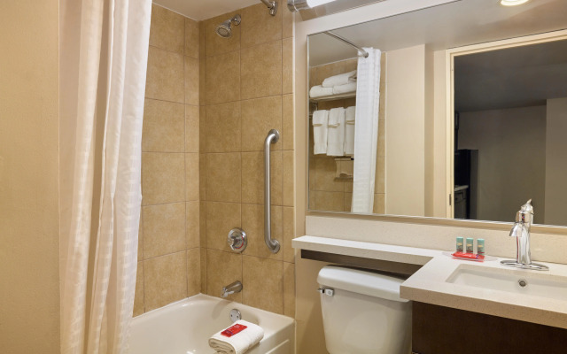 Candlewood Suites New York City-Times Square by IHG