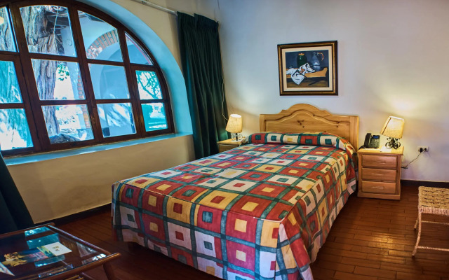 Hotel Hacienda Majoro