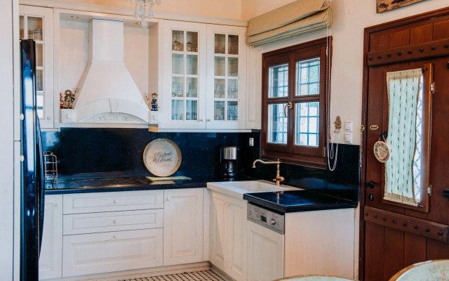 Elysian Luxury Villa Pelion