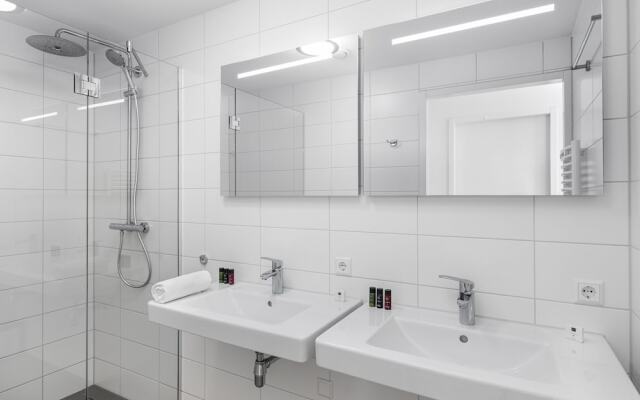 Luxury Chalet Near Beach