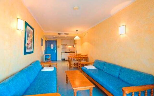 Coral Star Apartments