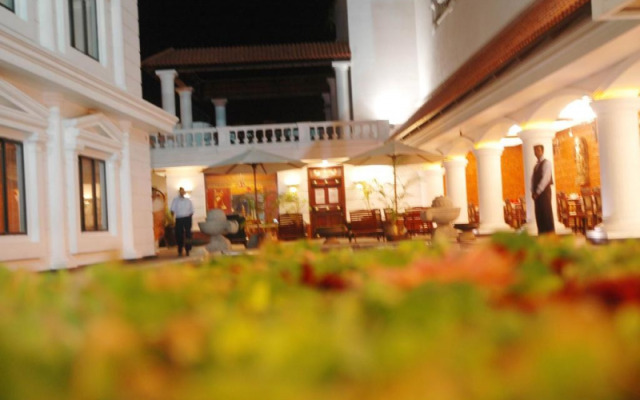Anandha Inn Convention Centre and Suites