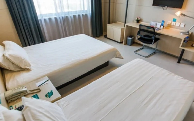 Jinjiang Inn (Wuhan Wujiashan Economic Development Zone)