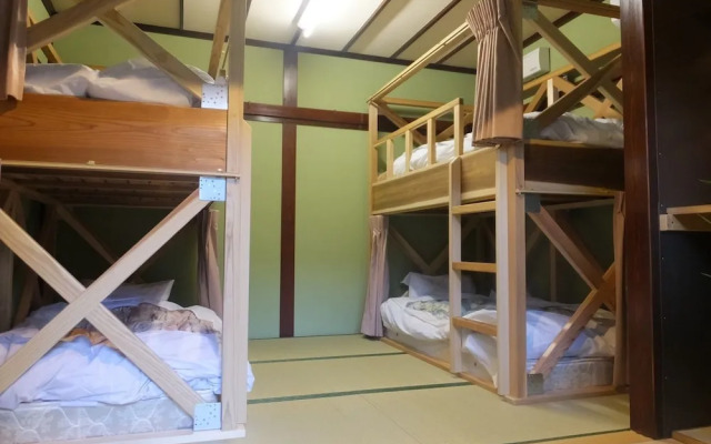 Guesthouse Mikkaichi - Hostel