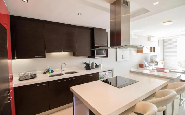 The Crystal Luxury Serviced Apartments