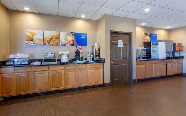 Comfort Inn & Suites