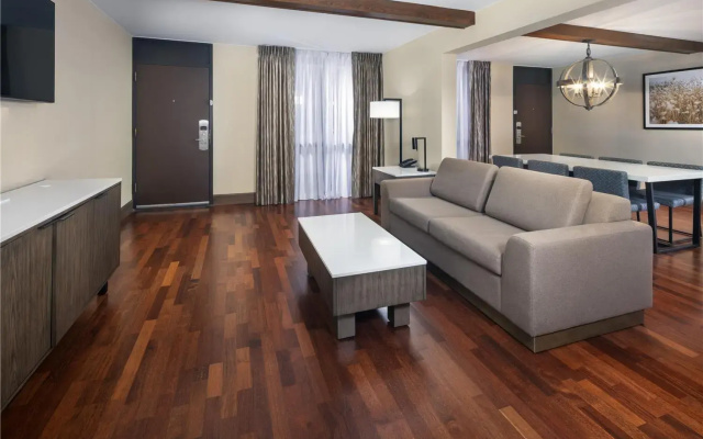 Doubletree By Hilton Manhattan
