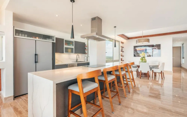 Amazing Penthouse in Exclusive Tower in Capcana