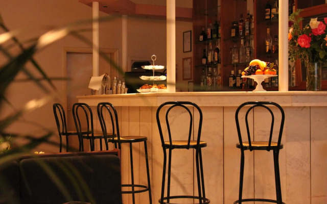 Achillion Hotel