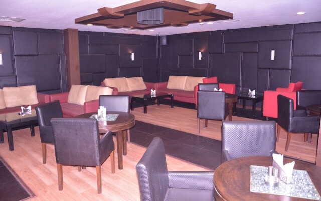 Hotel Saurabh Candy By Peppermint