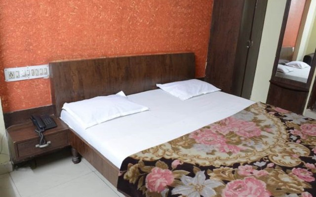 Hotel Savera