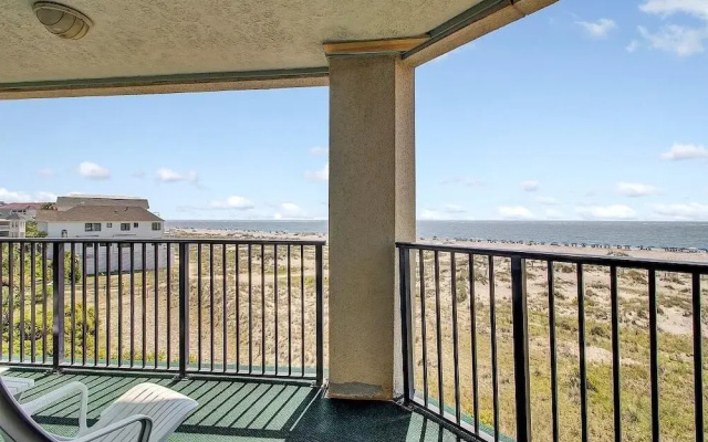 Summerhouse 305 by Wild Dunes, Oceanfront