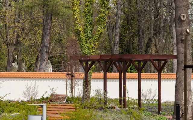 Movie Jacuzzi Apartment by Renters