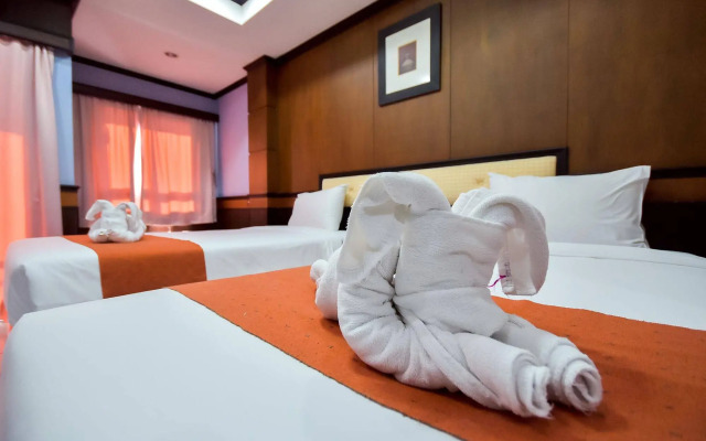 Season Palace Huahin Hotel