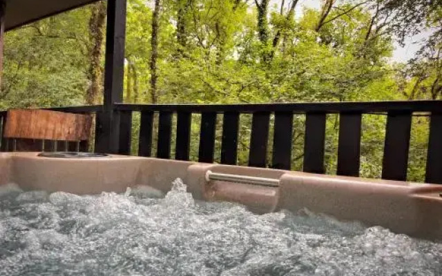 Woodland Lodges