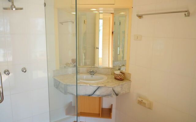 8080 Hotel Patong