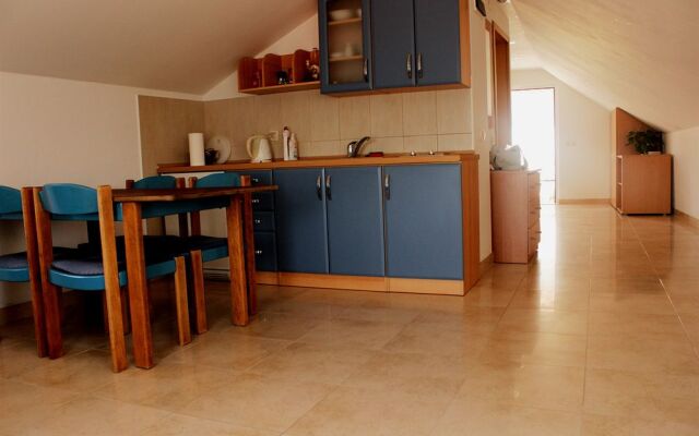 House Dijana