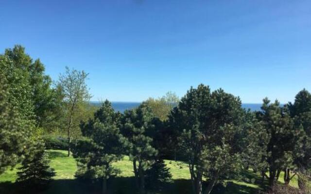 Seaview White House B&B
