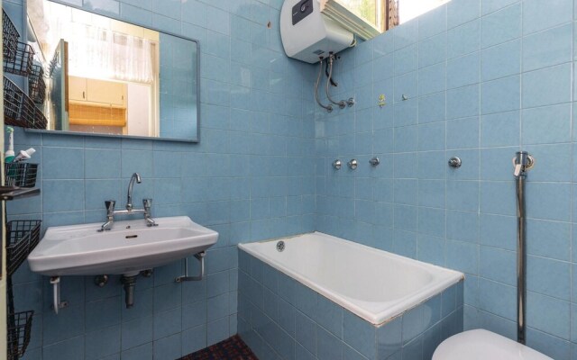 Nice Home in Dramalj With Wifi and 2 Bedrooms