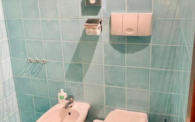 Central Apartment Private Parking Terrace & AC