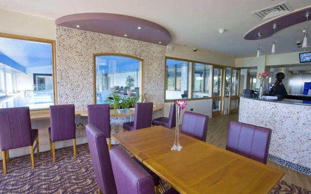 Best Western London Beach Hotel And Golf