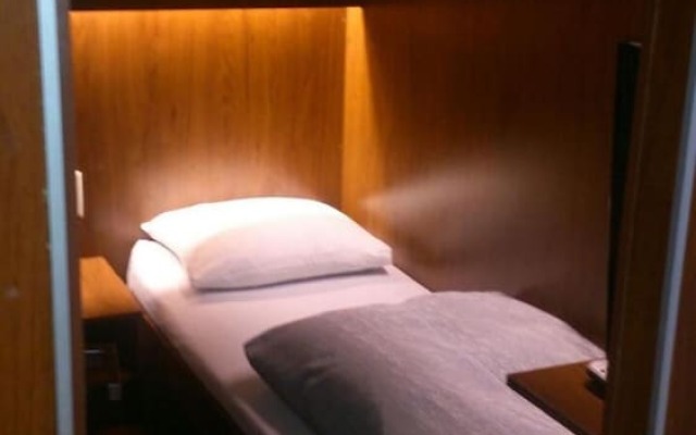 Onkel Inn Airport Sleepbox