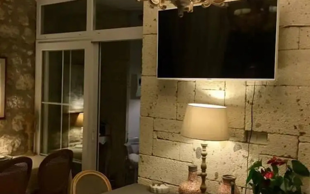 Simira Hotel