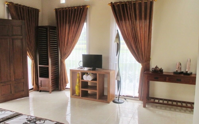 Alamanda Villa's Rooms & Adventure