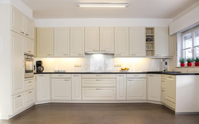 Amazing Home in Oostduinkerke With 3 Bedrooms and Wifi