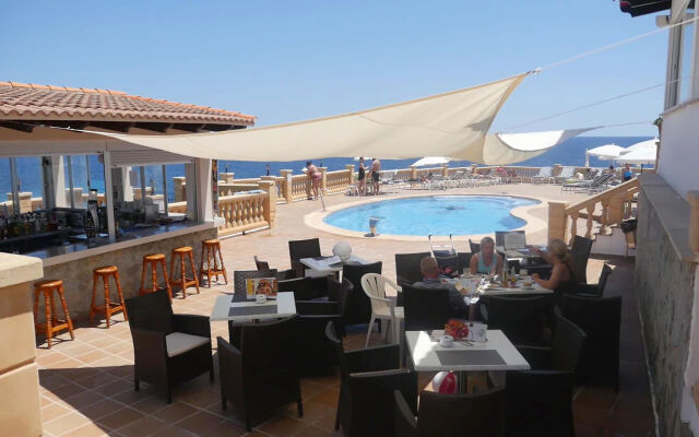 ICON Valparaiso - Adults Only