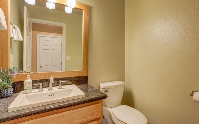Sutter Trail Sparkles - Air Conditioned Large Family Home!