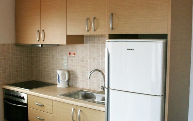 Lagoon View Apartments - Adults Only